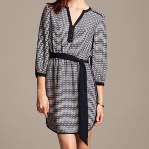 Banana Republic Chain Link RIVIERA Navy Blue Blouse Career Dress Size 0